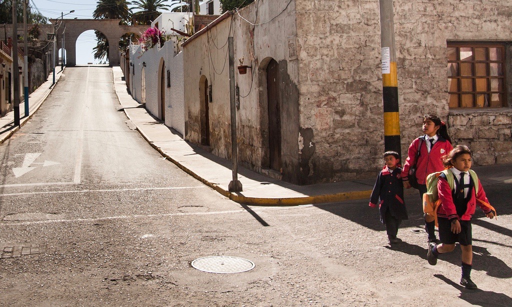 Enfants dans les rues de Yanahuara